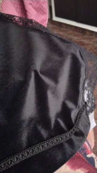 Mantilla negra con encaje floral
