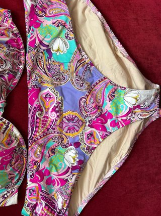 Bikini fantasia viola e fucsia