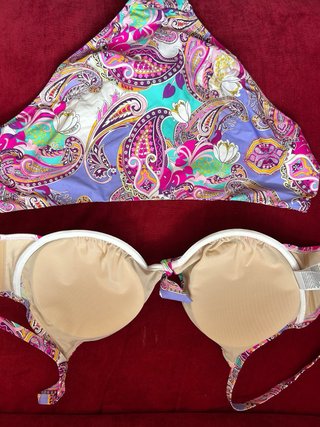 Bikini fantasia viola e fucsia