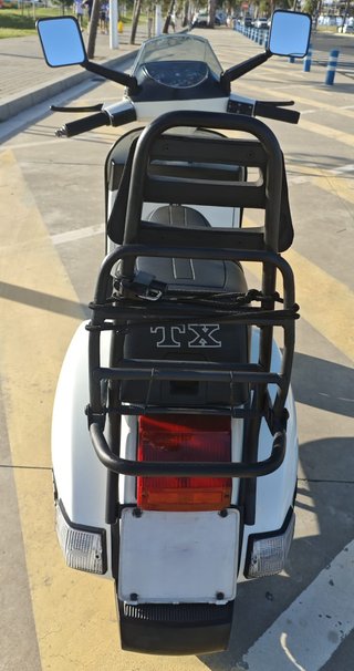 Vespa TX 200