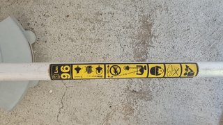Cortasetos eléctrico naranja