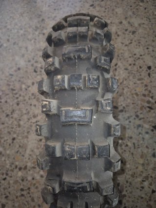Neumático Trasero Michelin 120/90-18