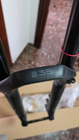 Rock Shox 35 silver R 29"
