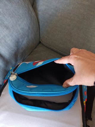 Troba portátil infantil azul con gato