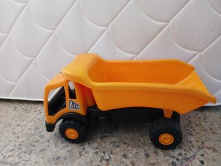 Flotador Rayo McQueen y 2 camiones