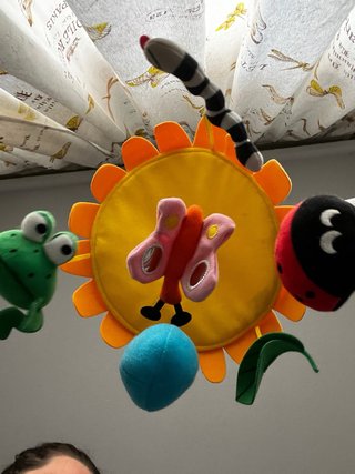 Móvil cuna con peluches