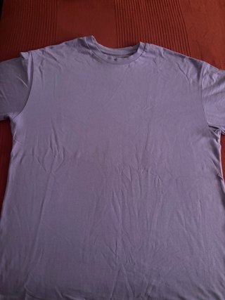 Camiseta Pull and Bear Morada