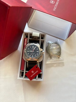 Reloj Victorinox V241733 I.N.O.X. /NOS