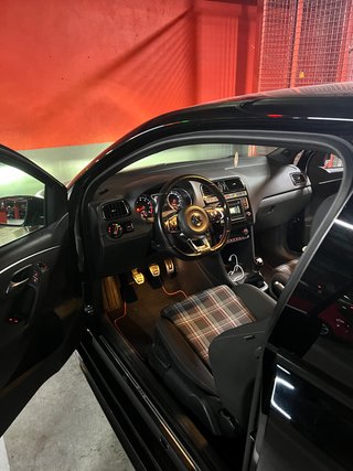 Volkswagen Polo GTI BMT 1.8 TSI Manual FULL EXTRAS
