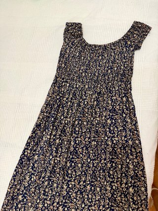 Vestido largo floral azul y beige