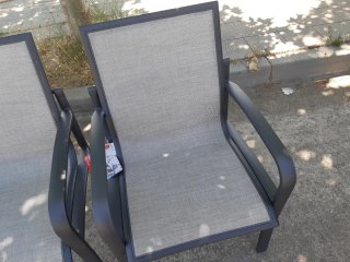 2 Sillones de jardín grises y negros