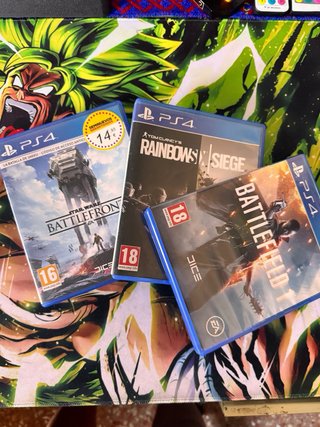 PS4 (PlayStation 4) Nera + Controller + 3 Giochi