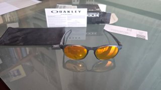 Gafas Oakley ReedMace Negras/Rojas