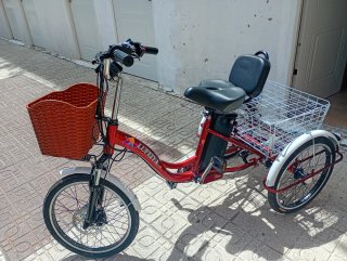 Triciclo Eléctrico Plegable Rojo
