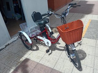 Triciclo Eléctrico Plegable Rojo