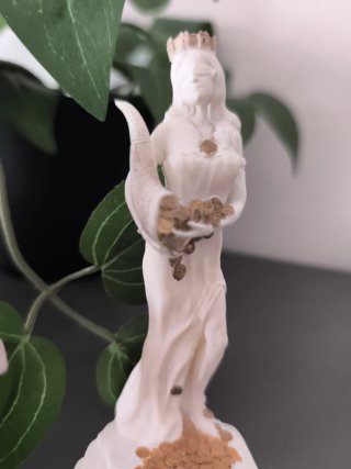 Figura Diosa Fortuna Resina 3D Pintada