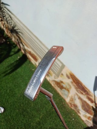 Palos de golf zurdos