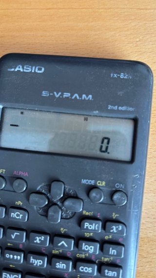 Calculadora Científica Casio FX-82