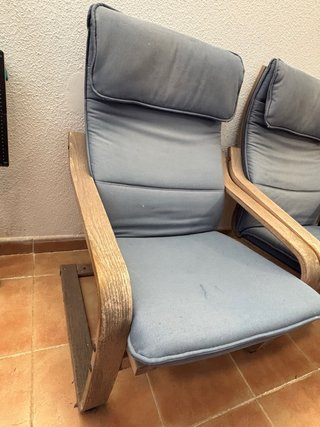 2 Sillones tipo Ikea Azules con Brazos Madera