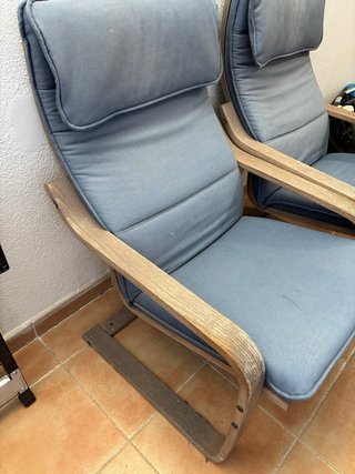 2 Sillones tipo Ikea Azules con Brazos Madera