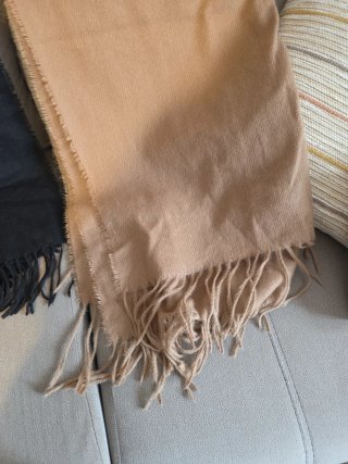Fulares beige y negro