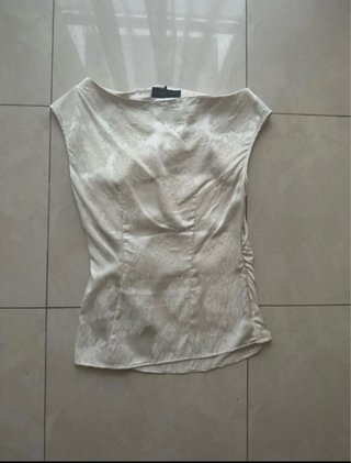 Top Zara drapeado beige