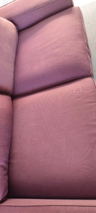 Sofá 3 plazas morado de tela