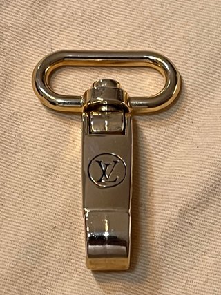Llavero Louis Vuitton Dorado