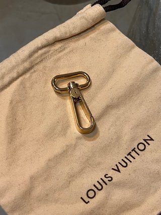 Llavero Louis Vuitton Dorado
