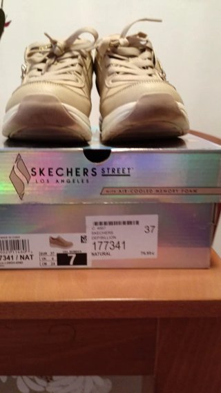 Zapatillas Skechers Beige Doradas Mujer Talla 37