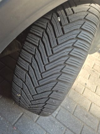 Michelin Alpine 215/55 R17 Invierno