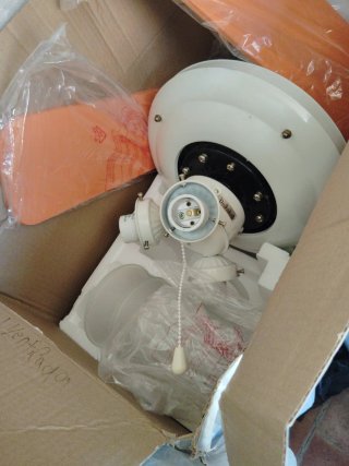 Ventilador de techo con 3 luces y 4 aspas