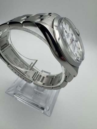Rolex Oyster Perpetual Date