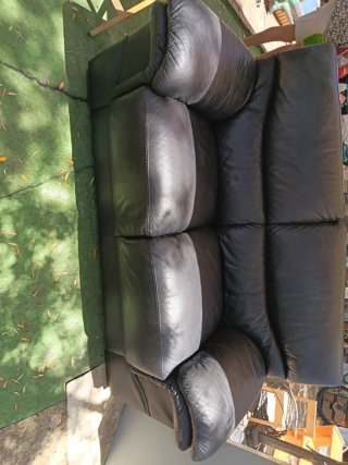 Sofá de cuero negro 2 plazas