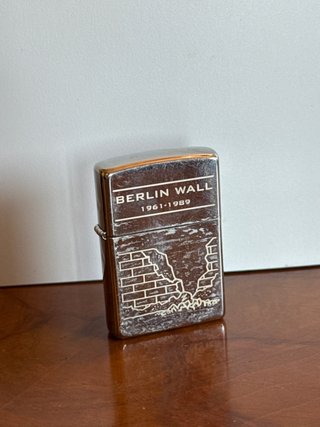 Zippo Berlin Wall 1961-1989