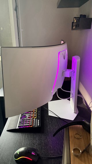Monitor LG 39 WQHD 240Hz OLED