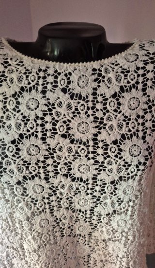 Vestido tejido en Guipur Blanco roto,talla única.