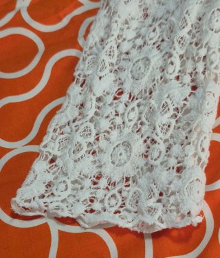 Vestido tejido en Guipur Blanco roto,talla única.