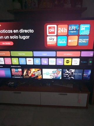 LG Nanocell 75 4K Smart TV