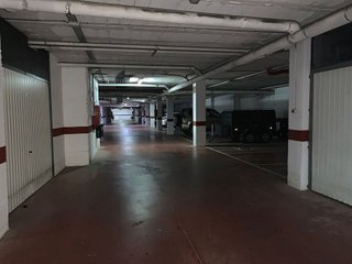 Garaje en alquiler en Los Pacos en Fuengirola