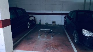 Garaje en alquiler en Los Pacos en Fuengirola