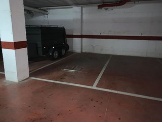Garaje en alquiler en Los Pacos en Fuengirola