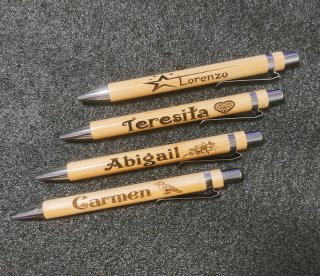 Bolígrafo de madera personalizado