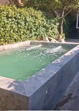 PISCINA SEMIENTERRADA