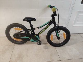 Bicicleta Infantil Specialized Negra