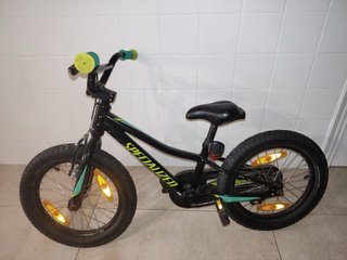 Bicicleta Infantil Specialized Negra