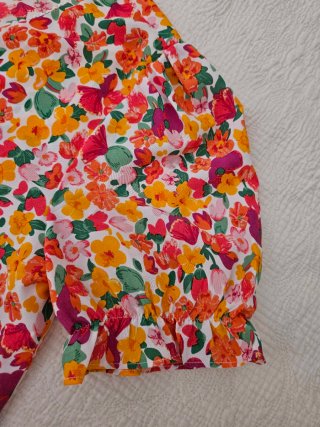 Blusa floral manga corta