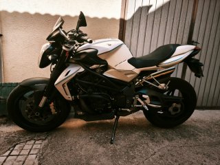 MV Agusta Brutale 920