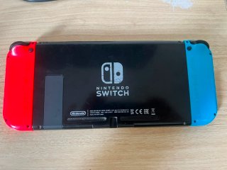 Nintendo Switch Seminueva Roja y Azul