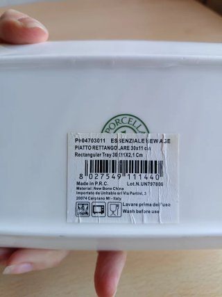 Piatto rettangolare in porcellana